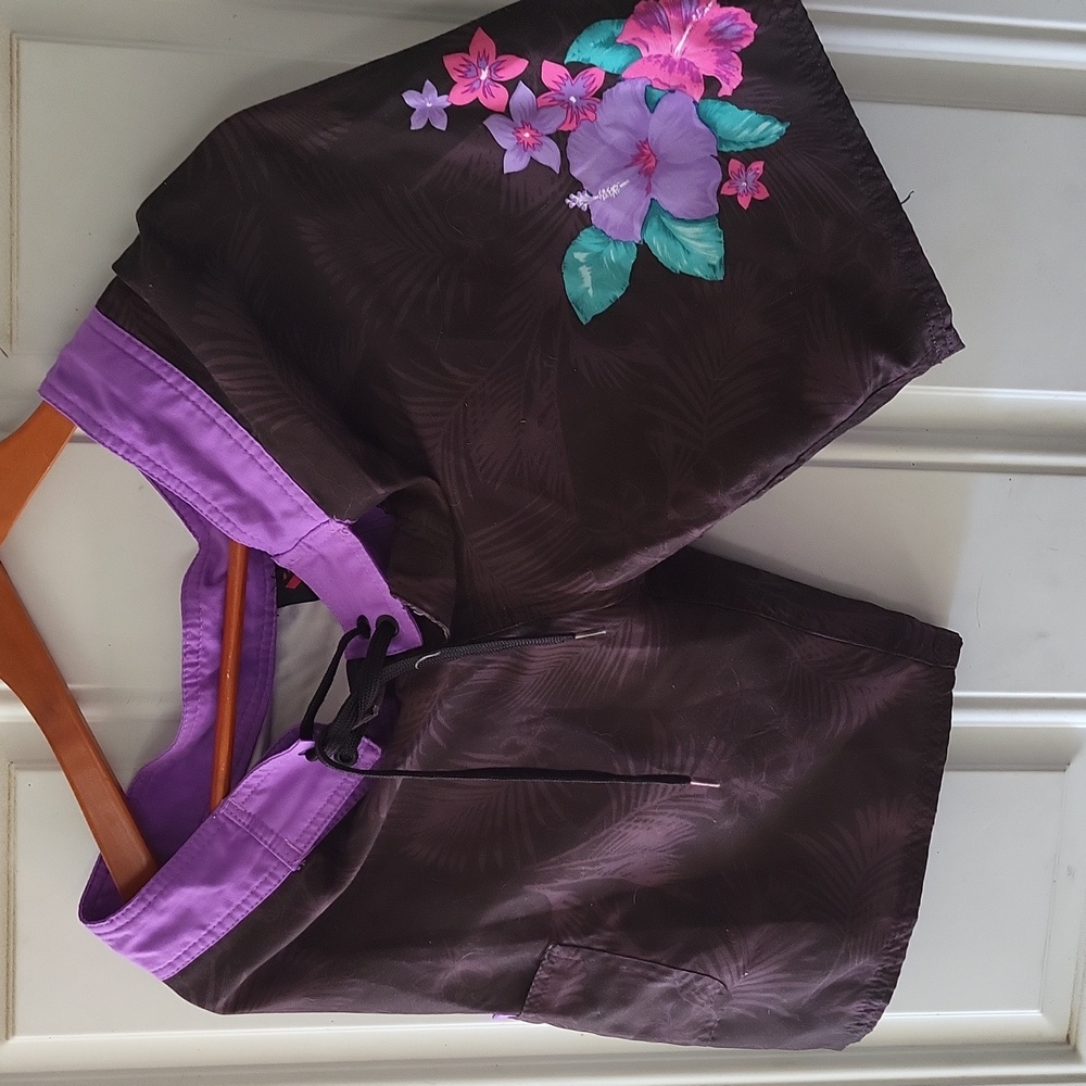 LADIES SWIM SHORTS